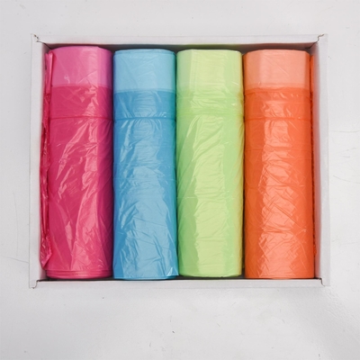 Comodi sacchetti di plastica per lo smaltimento dei rifiuti su rotolo con opzione di logo personalizzato