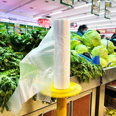 Sacchetti di imballaggio alimentare in plastica HDPE a colori personalizzati Sacchetti a rotoli con spessore personalizzato