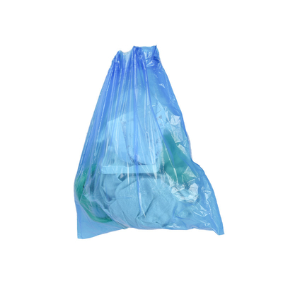 Sacchetto di rifiuti in HDPE nero a corda di trazione su rotolo per una raccolta facile e igienica dei rifiuti