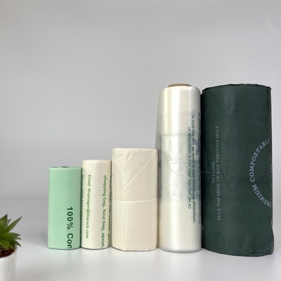 T-shirt biodegradabile con sacchetto in rotolo realizzato in materiale PBAT per imballaggi ecologici