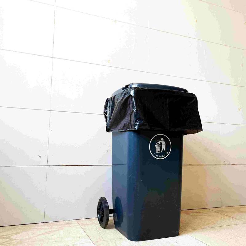 Conveniente contenitore di sacchetto per rifiuti in plastica nera HDPE e smaltimento ecologico dei rifiuti
